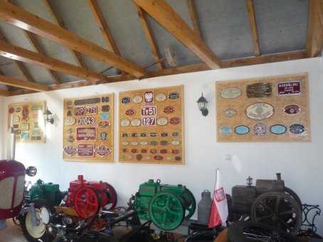 Maszyny rolnicze i tabliczki rejestracyjne